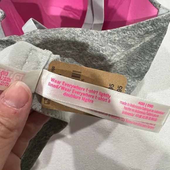 PINK VS Victoria Secret bra grey gray t-shirt wear everywhere lightly lined 40D - Picture 4 of 6